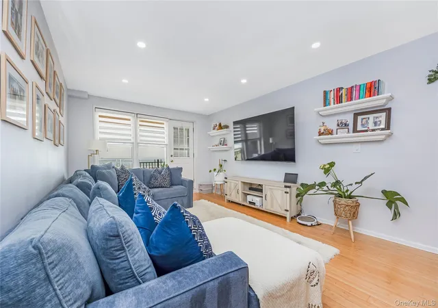 Listing Photo 5 - Condo for sale in building located at 1 E Broadway, Long Beach, NY 11550 - Unit #5G