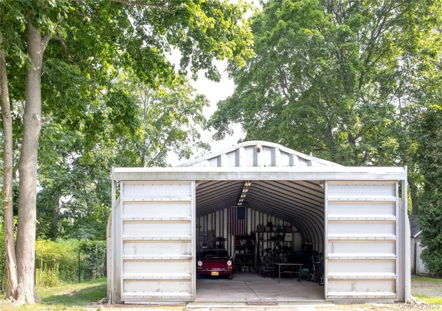 Photo 26 of Single family home for sale at 365 Rachels Rd, Southold, NY 11952 | MLS# 1033686 | Listing updated on 2026-10-04