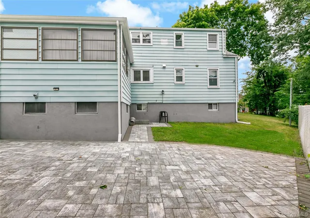 Listing Photo 4 - Condo for sale in building located at 12 Westview Ave, Rye Town, NY 10573