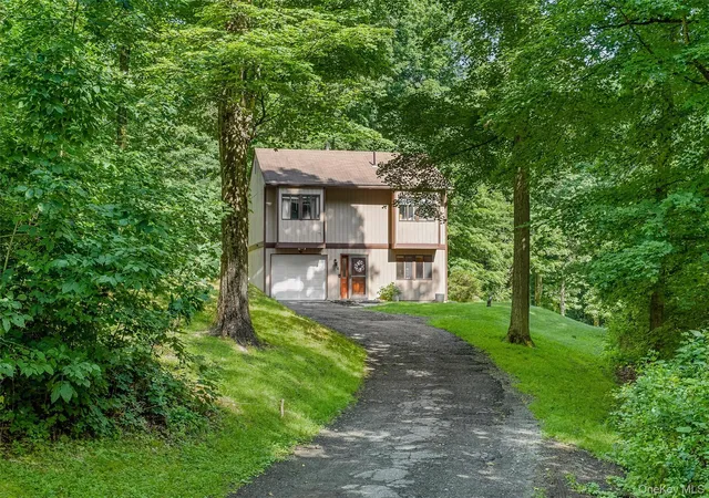 3rd image of 66 Whitetail Run, Blooming Grove, NY 10918 | MLS# 1033721