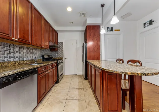 Photo 3 of Condo for sale at 10716 37th Avenue #3B, New York, NY 11368 | MLS# 1033726 | Listing updated on 2026-08-03