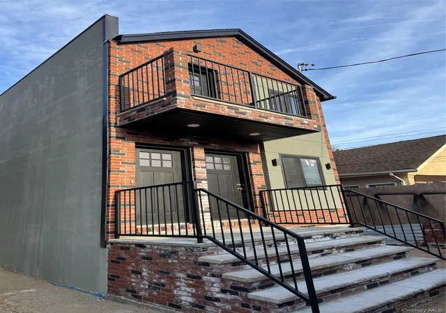 Photo 1 of Single family home for sale at 121 11 195th Street, New York, NY 11413 | MLS# 1033748 | Listing updated on 2026-08-16