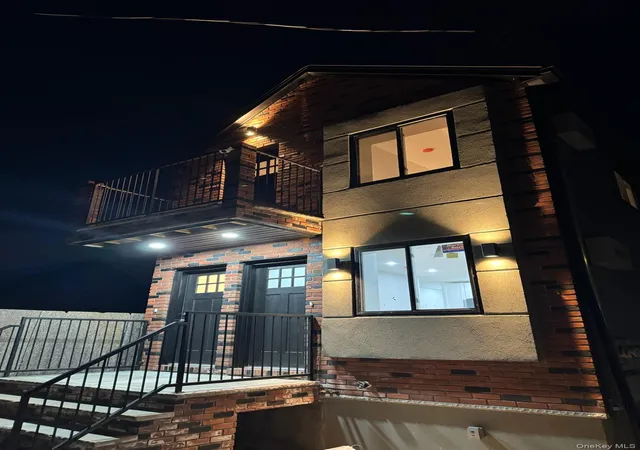Photo 2 of Single family home for sale at 121 11 195th Street, New York, NY 11413 | MLS# 1033748 | Listing updated on 2026-08-16
