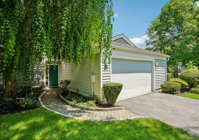2nd image of 38 Woodlands Dr, Tuxedo, NY 10987 | MLS# 1033781