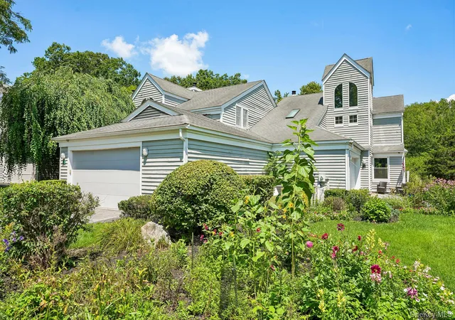 3rd image of 38 Woodlands Dr, Tuxedo, NY 10987 | MLS# 1033781