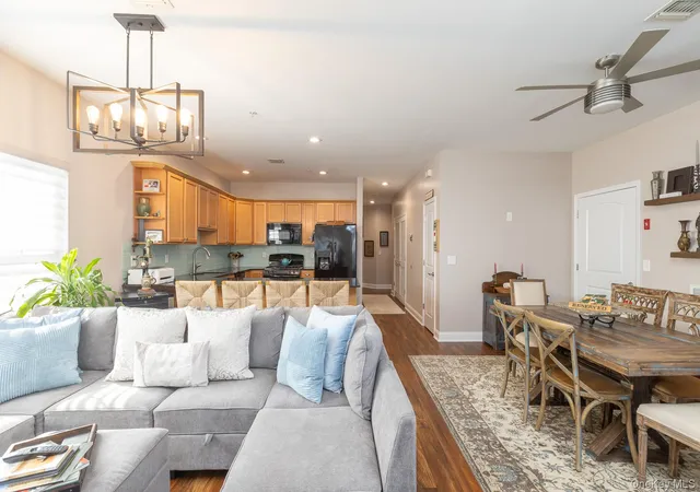 Photo 4 of Sale Pending at 54 Barley Ln #54L, Brookhaven, NY 11772 | MLS# 1033794 | Listing updated on 2026-08-28