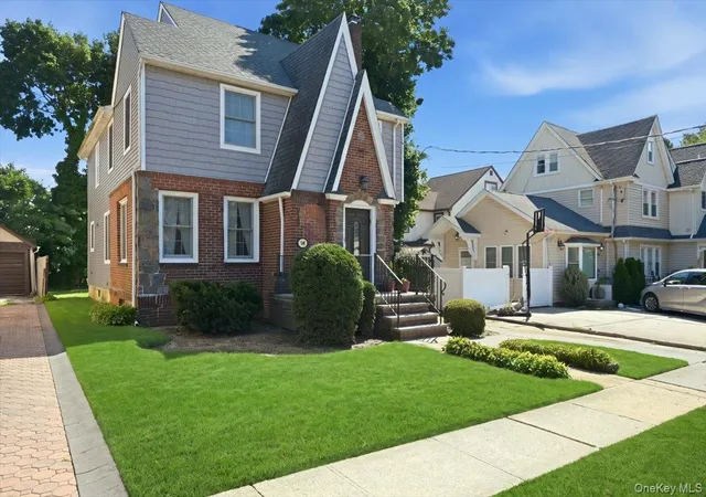 Photo 2 of Single family home for sale at 243 Spruce St, Hempstead, NY 11552 | MLS# 1033796 | Listing updated on 2026-08-24