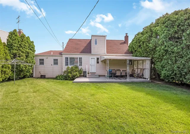 Photo 4 of Sale Pending at 2671 7th Avenue, Hempstead, NY 11554 | MLS# 1033797 | Listing updated on 2026-08-18