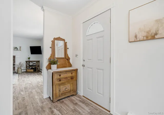 Photo 3 of Sale Pending at 45 Norwood Rd, Southampton, NY 11946 | MLS# 1033822 | Listing updated on 2026-09-29