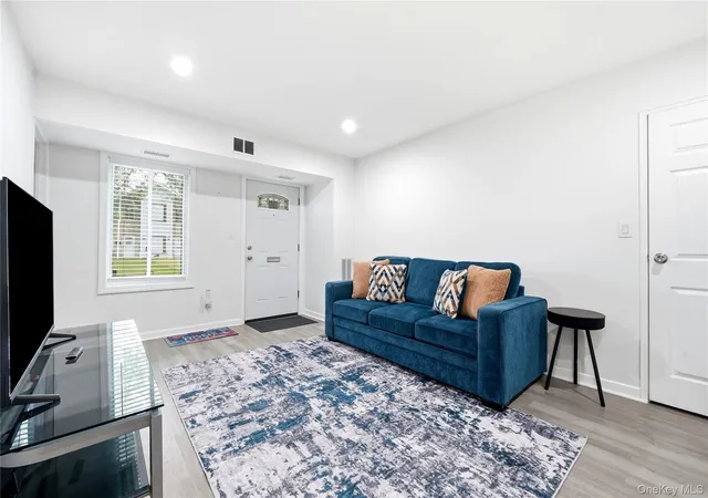 Listing Photo 5 - Condo for sale in building located at 15 Sierra Ct, Brookhaven, NY 11727 - Unit #15