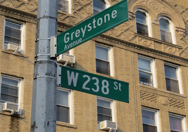 Photo 2 of Condo for sale at 3810 Greystone Ave #602, New York, NY 10463 | MLS# 1033858 | Listing updated on 2026-08-15
