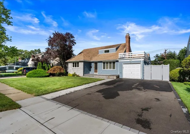 Photo 2 of Sale Pending at 1321 Surrey Ln, Hempstead, NY 11570 | MLS# 1033859 | Listing updated on 2026-08-18