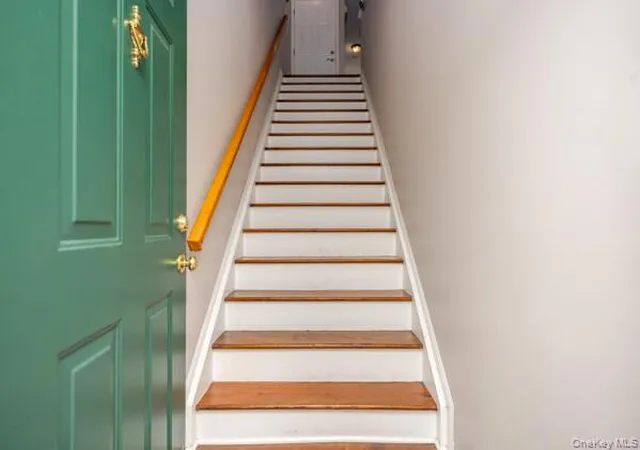 Photo 3 of Sale Pending at 35 Meadow Ln #35-Building 8F, Clarkstown, NY 10954 | MLS# 1033863 | Listing updated on 2026-10-02
