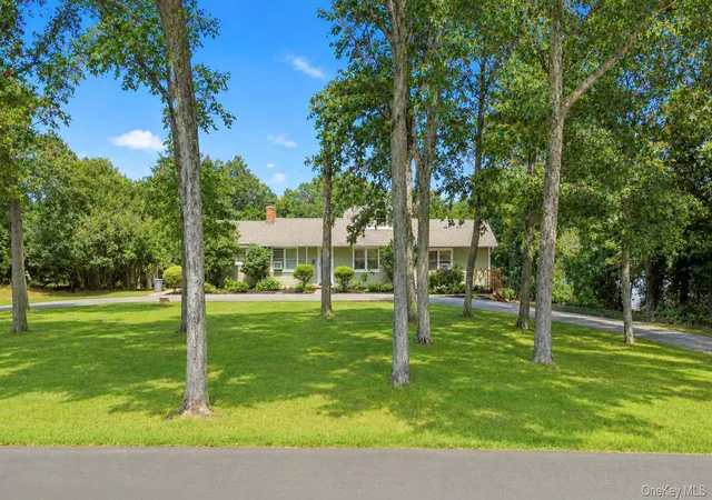 Photo 3 of Sale Pending at 117 Hallock Rd, Brookhaven, NY 11755 | MLS# 1033876 | Listing updated on 2026-09-22