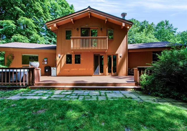 Photo 2 of Single family home for sale at 69 Canopus Hl Rd, Putnam Valley, NY 10579 | MLS# 1033894 | Listing updated on 2026-10-04