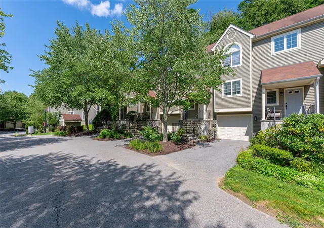 Photo 1 of Sale Pending at 1802 Regent Dr, Mount Kisco, NY 10549 | MLS# 1033915 | Listing updated on 2026-09-01