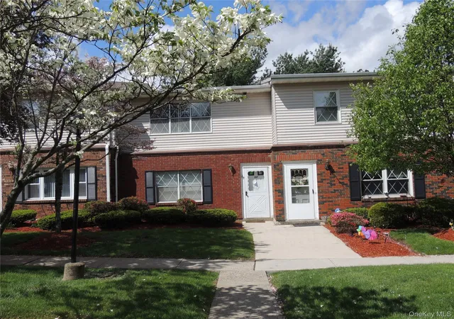 Photo 2 of Condo for sale at 276 Temple Hl Rd #207, New Windsor, NY 12553 | MLS# 1033933 | Listing updated on 2026-09-16