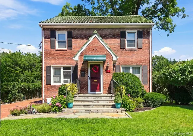 Photo 1 of Single family home for sale at 34 Keats Ave, Greenburgh, NY 10530 | MLS# 1033939 | Listing updated on 2026-08-29