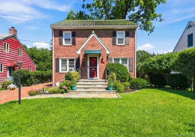 Photo 2 of Single family home for sale at 34 Keats Ave, Greenburgh, NY 10530 | MLS# 1033939 | Listing updated on 2026-08-29