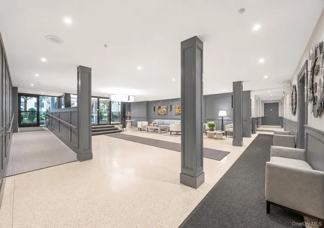 Listing Photo 4 - Condo for sale in building located at 25 Chapel Pl, North Hempstead, NY 11030 - Unit #3H