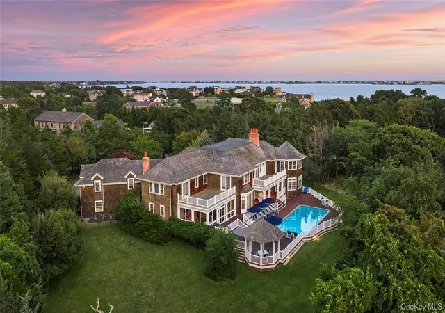Photo 2 of Mansion for sale at 19 Jagger Ln, Southampton, NY 11977 | MLS# 1033957 | Listing updated on 2026-08-21