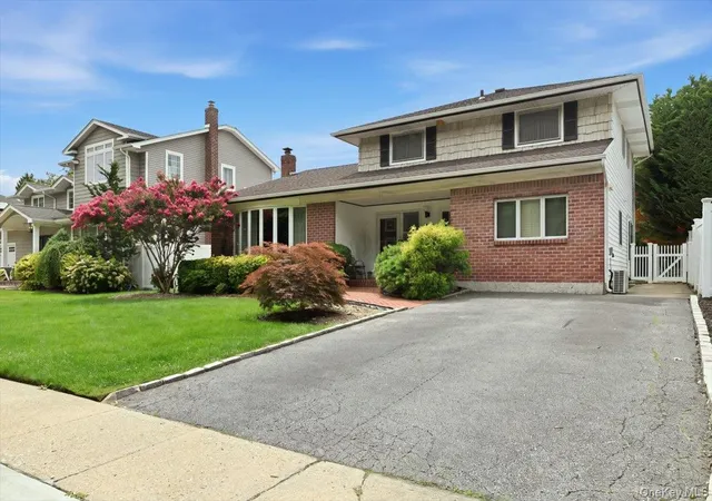 Photo 3 of Sale Pending at 3345 Beltagh Ave, Hempstead, NY 11793 | MLS# 1033963 | Listing updated on 2026-08-25