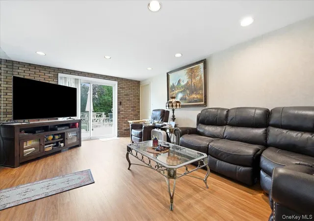Photo 4 of Sale Pending at 3345 Beltagh Ave, Hempstead, NY 11793 | MLS# 1033963 | Listing updated on 2026-08-25