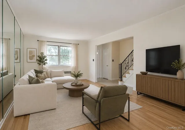 Photo 4 of Single family home for sale at 50-35 207th Street, New York, NY 11364 | MLS# 1033964 | Listing updated on 2026-08-09