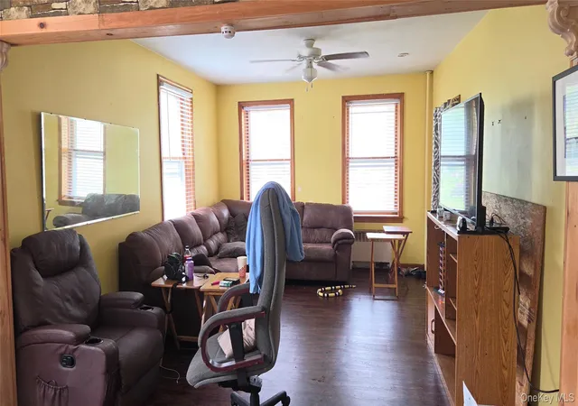Photo 4 of Single family home for sale at 5 Highland Ave, Mount Hope, NY 10963 | MLS# 1033975 | Listing updated on 2026-09-22
