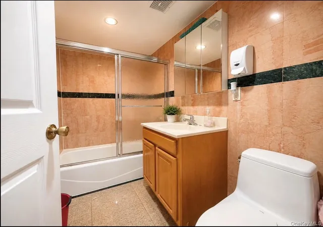 Photo 3 of Condo for sale at 10421 39th Avenue #211C, New York, NY 11368 | MLS# 1033979 | Listing updated on 2026-08-04