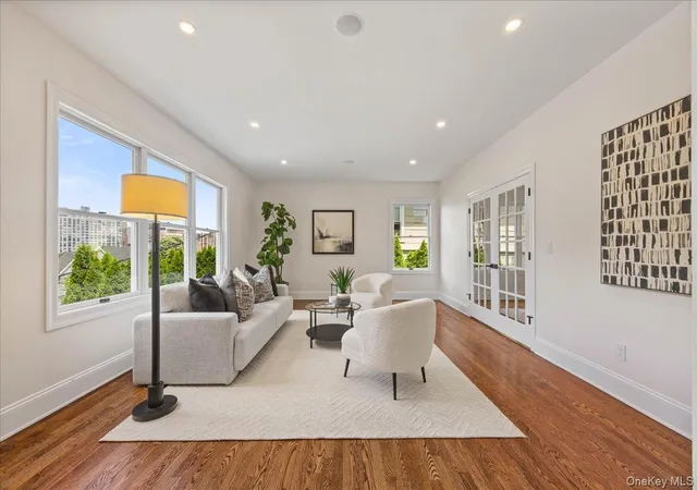 Photo 3 of Single family home for sale at 7 Wyanoke St, White Plains, NY 10606 | MLS# 1033982 | Listing updated on 2026-08-30