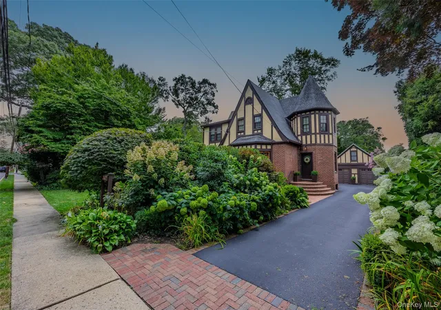 Photo 3 of Sale Pending at 3602 Island Rd, Hempstead, NY 11793 | MLS# 1033987 | Listing updated on 2026-08-25