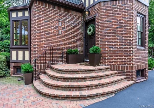 Photo 3 of Sale Pending at 3602 Island Rd, Hempstead, NY 11793 | MLS# 1033987 | Listing updated on 2026-08-25