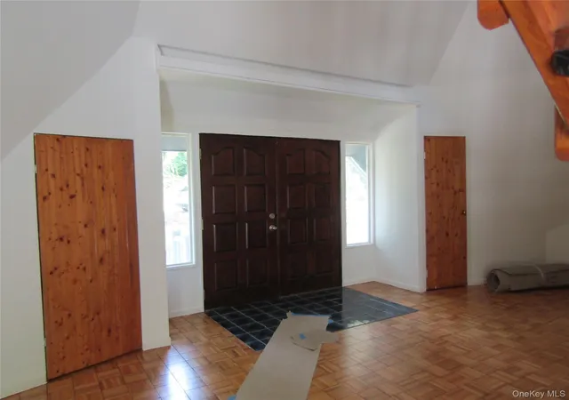 Photo 4 of Sale Pending at 374 Sprout Brk Rd, Philipstown, NY 10524 | MLS# 1033998 | Listing updated on 2026-10-02