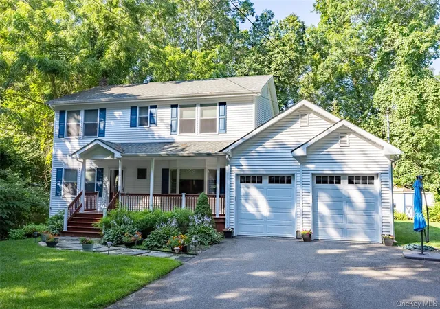 Photo 1 of Single family home for sale at 141 Fire Ln, Riverhead, NY 11792 | MLS# 1034015 | Listing updated on 2026-10-03