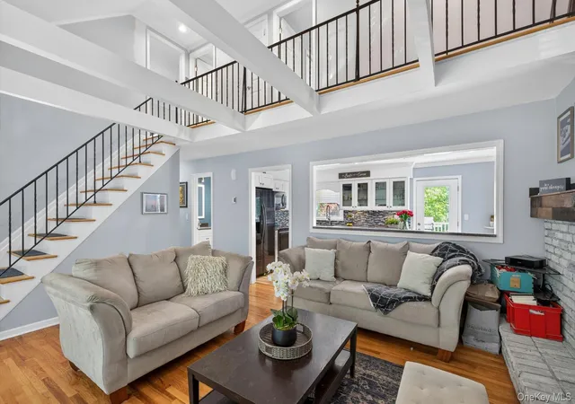 Photo 3 of Sale Pending at 15 Bergen Ct, Huntington, NY 11746 | MLS# 1034026 | Listing updated on 2026-09-17