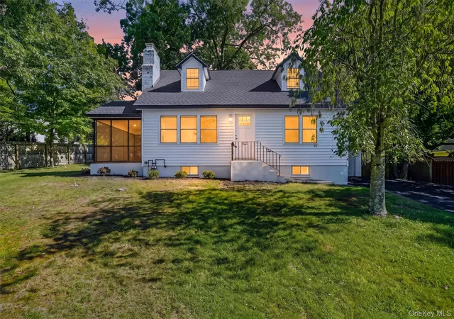 1st image of 2 Francis Pl, Clarkstown, NY 10960 | MLS# 1034039