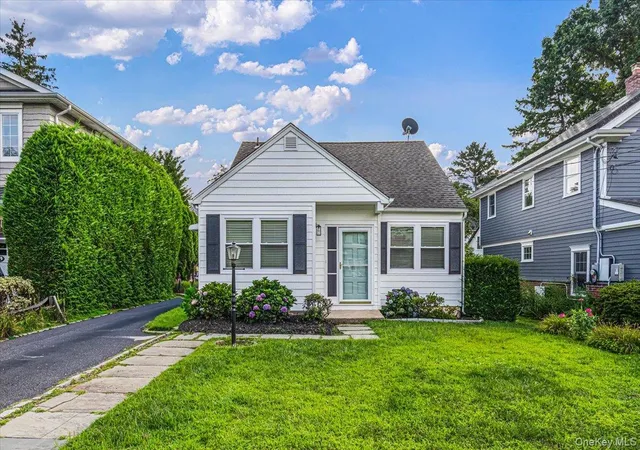 Photo 1 of Sale Pending at 104 Fairfield Ave, North Hempstead, NY 11050 | MLS# 1034047 | Listing updated on 2026-09-02