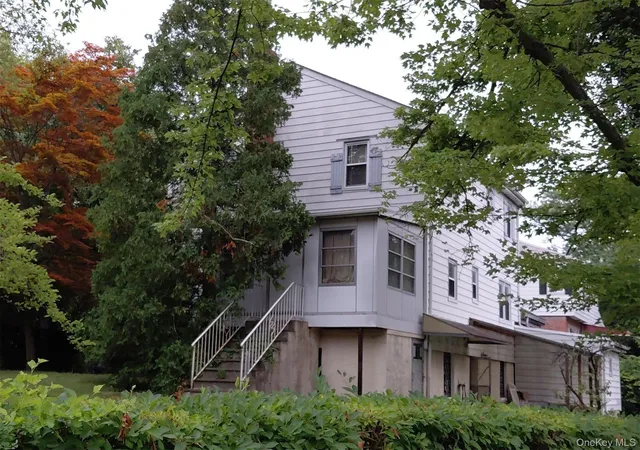 Photo 2 of Single family home for sale at 295 Hussey Rd, Mount Vernon, NY 10552 | MLS# 1034052 | Listing updated on 2026-08-04