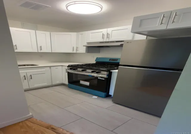 2nd image of 671 Bronx River Rd #LG, Yonkers, NY 10704 | MLS# 1034059