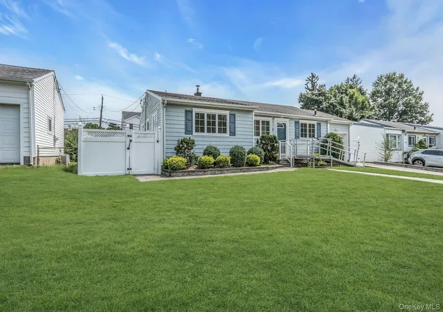 Photo 3 of Single family home for sale at 8 Gerhard Rd, Oyster Bay, NY 11803 | MLS# 1034073 | Listing updated on 2026-09-05
