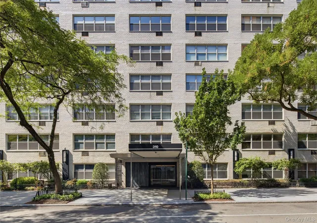 Photo 1 of House for sale at 310 E 70th Street #5C, New York, NY 10021 | MLS# 1034080 | Listing updated on 2026-09-16