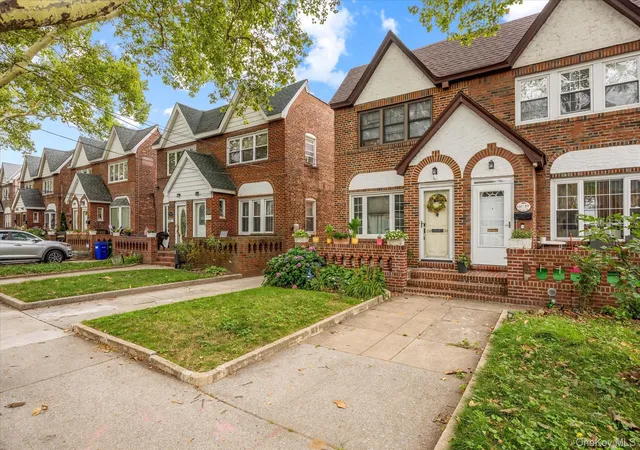 Single family home for sale at 132-33 83rd Street, New York, NY 11417 | MLS# 1034088