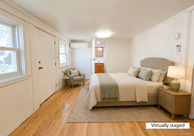 Photo 5 of Single family home for sale at 256-15 Pembroke Ave, North Hempstead, NY 11020 | MLS# 1034090 | Listing updated on 2026-09-05