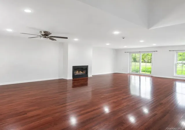 Photo 4 of Single family home for sale at 226 Westside Ave #B, Hempstead, NY 11520 | MLS# 1034100 | Listing updated on 2026-08-26