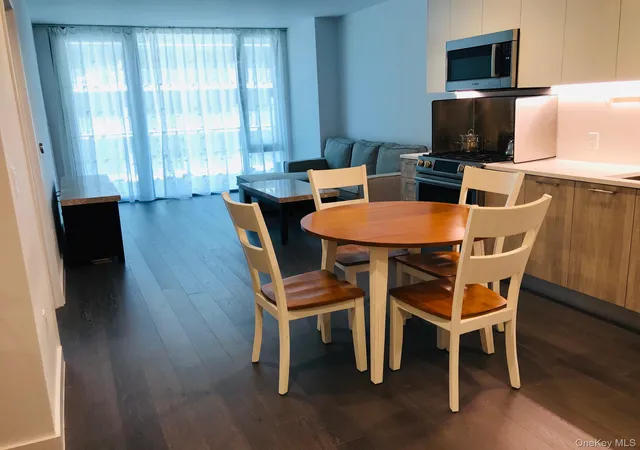 Photo 3 of Condo for sale at 13103 40th Road #15H, New York, NY 11354 | MLS# 1034104 | Listing updated on 2026-08-04