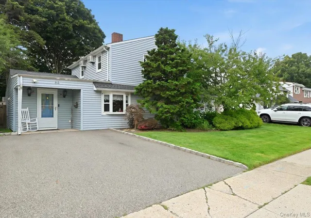 Photo 1 of Single family home for sale at 64 Bridle Ln, Oyster Bay, NY 11801 | MLS# 1034110 | Listing updated on 2026-10-07