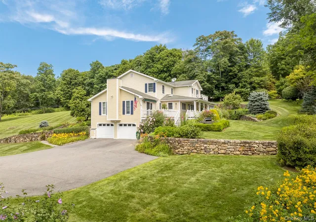 Photo 2 of Single family home for sale at 6 Bloomer Rd, North Salem, NY 10560 | MLS# 1034118 | Listing updated on 2026-09-28