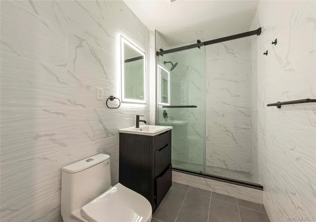 Listing Photo 4 - Condo for sale in building located at 40 Autumn Ave, New York, NY 11208