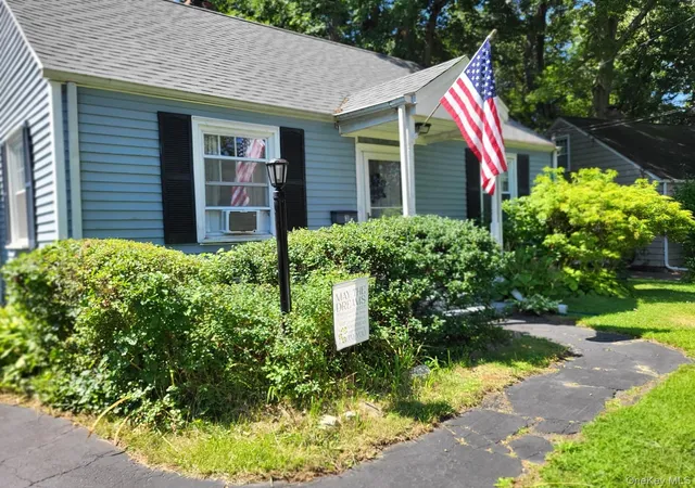 2nd image of 3 Vanamee St, Newburgh (city), NY 12550 | MLS# 1034149